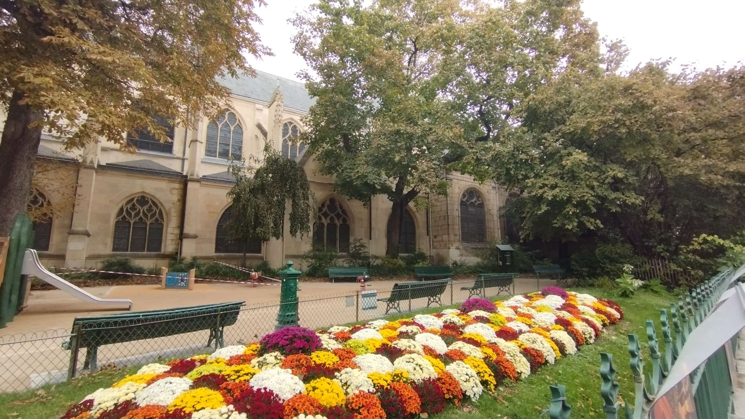 eglise en face